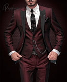 2023 New Arrival Peak Black Lapel Groom Tuxedos Burgundy Men Suits Wedding 3 Pieces(Jacket + Pant +