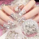 24Pcs Luxe Shining Rhinestone Wedding False Nails Transparent Glitter Gems Crown Designed Square Full Short Fake Art Bride