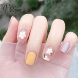 24Pcs Small Fresh White Flowers Decorated Frosted Matte Wearable Fake Nails Suitable Fairy Girl