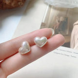 Small Colorful Imitation Pearl Heart Stud Earring for Women Elegant Romantic Temperament Jewelry Accessories Wedding Girl Gift