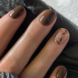 24Pcs Brown Wearable Fake Nails Simple Leaves Design False Nail Tips Short Round Press on Nails French Full Cover Fake Nail