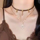 Vintage-Inspired Star Choker Necklace with Rhinestone Accents,, Alloy - Perfect for Parties and Vacations